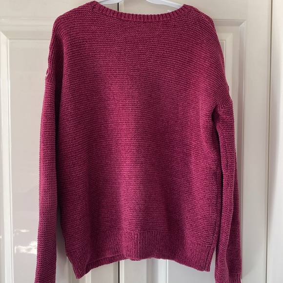 Girl’s 10-12 sweater - Picture 7 of 9